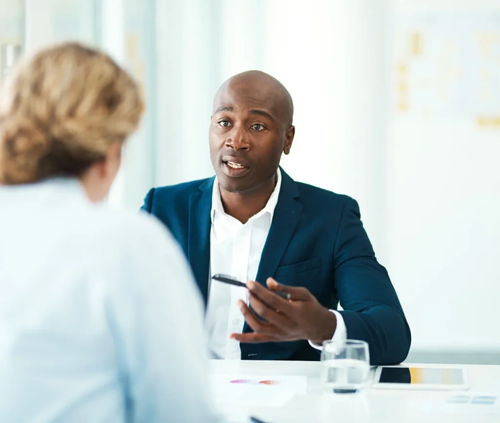 what is offer in business law